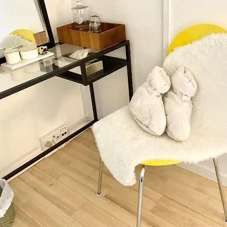 Privatunterkunft Cute Pug Guest
